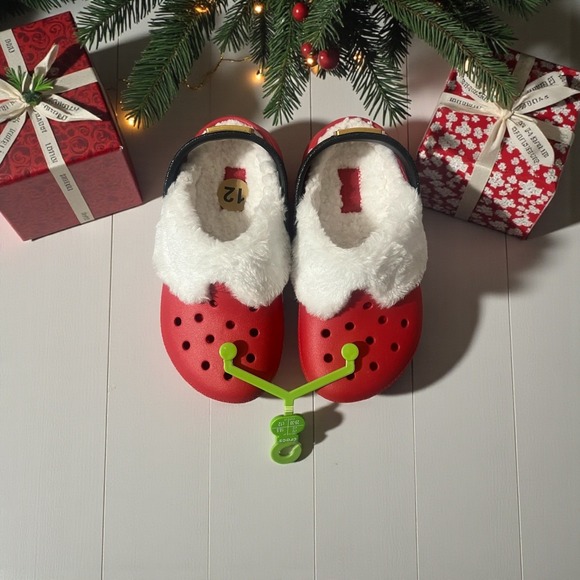 Crocs Kids Classic Lined Santa Clog K Red White Fuzzy Winter Size 12 Toddler - Picture 4 of 8
